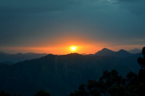 屋顶100平方米光伏发电