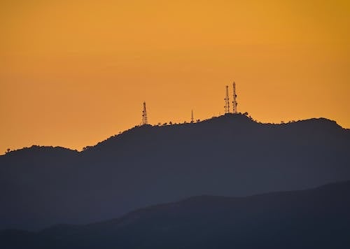 镇上开什么店好赚钱投资小